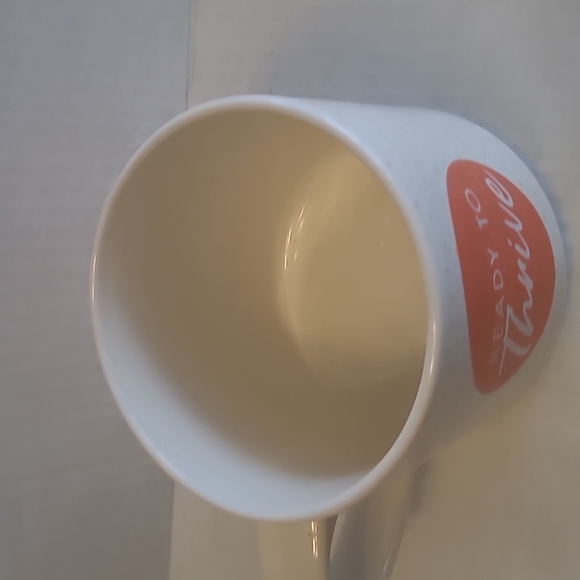 H40: COCO AND LOLA MUG - Picture 3 of 7